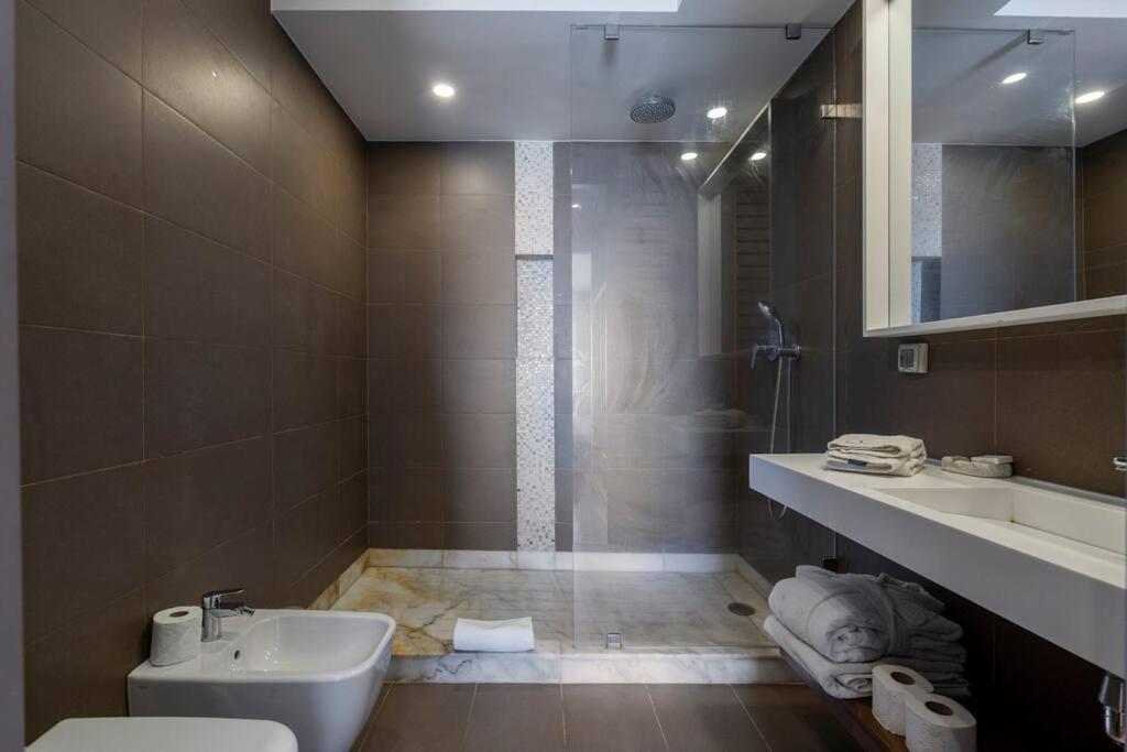 Luxury Apartment At Corniche , Seaview Close Beach Kazablanka Dış mekan fotoğraf