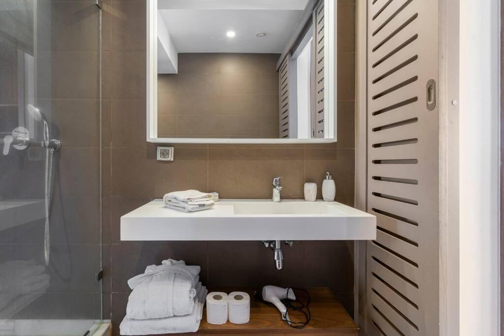 Luxury Apartment At Corniche , Seaview Close Beach Kazablanka Dış mekan fotoğraf